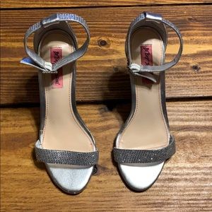 Betsey Johnson Brodway Heels